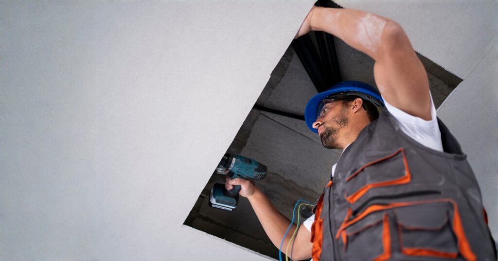 Commercial air duct cleaning service improving HVAC performance and indoor air quality for businesses in Chicago and Milwaukee.
